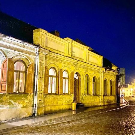 B19 Kuldiga Kuldīga Exterior foto